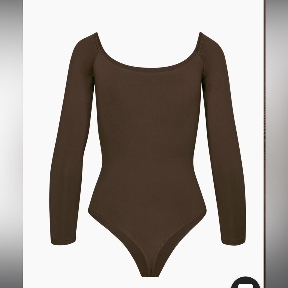Babaton Contour Off-Shoulder Longsleeve Bodysuit NWT. 2XL. Rich chocolate brown. - Picture 2 of 8